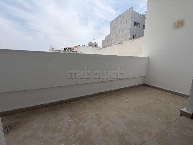 À vendre apparemment meublé à quartier gautier