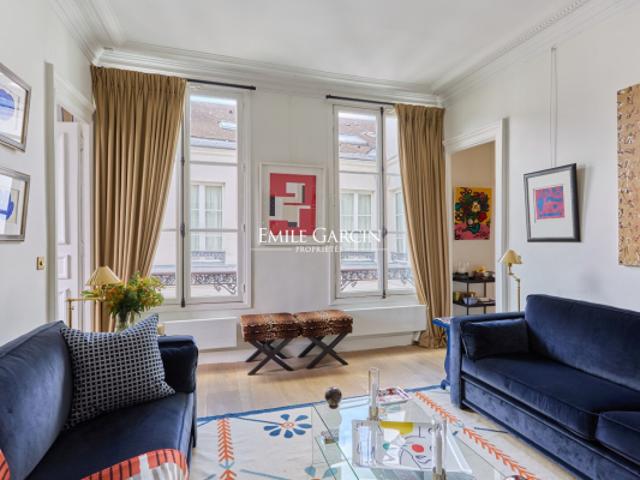 A vendre appartement 47 m² Paris 75006 Odéon Balcon