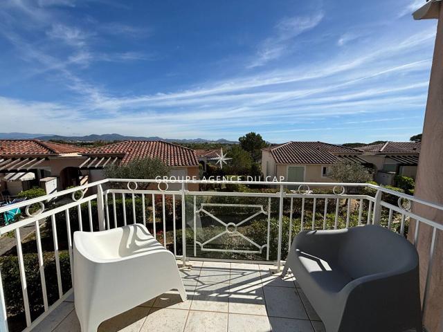 À VENDRE APPARTEMENT 4 PIÈCES DE 56M² AVEC VUE MER ET COLLINES