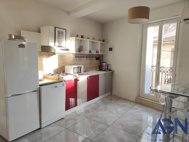 À VENDRE: APPARTEMENT 4 PIÈCES DE 70,86M2 À AGDE AVEC DEUX