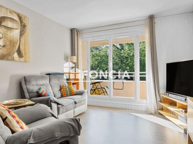 À vendre – Appartement 4 pièces de 76,56 m² – Guyancourt 78286