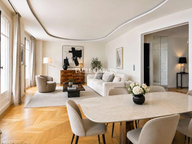 A vendre Appartement 75017 Boulevard Pereire Balcon