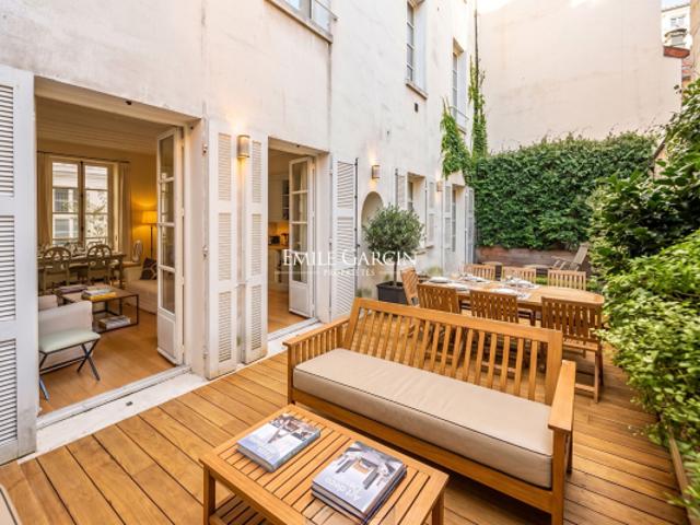 A vendre appartement 135 m² Paris 75005