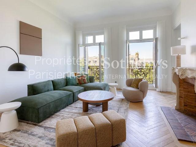 A VENDRE Appartement 2 chambres PARC MONCEAU COURCELLES 75008 PARIS