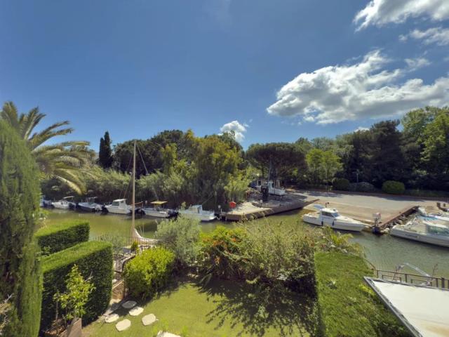 A VENDRE APPARTEMENT 2 CHAMBRES PORT COGOLIN