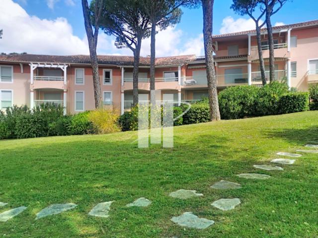 A VENDRE APPARTEMENT 2 PIECES AU COEUR DES GOLFS DE SAINT RA