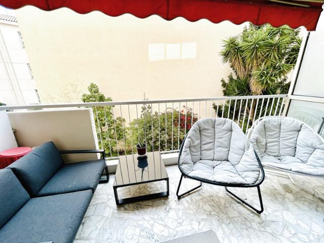 A VENDRE APPARTEMENT 2 PIÉCES CENTRES VILLE DE JUAN LES PINS