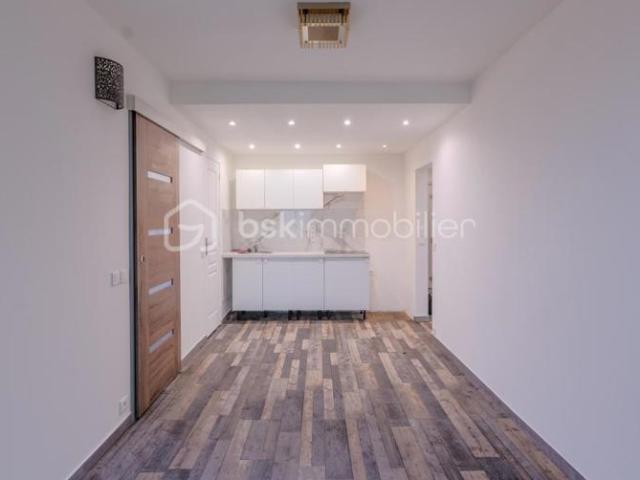 À vendre – Appartement 2 pièces de 47,81 m² avec parking et cave – Pierrefitte sur Seine / Saint Denis