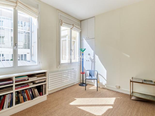 A vendre appartement 35 m² Paris 75007 Faubourg Saint Germain