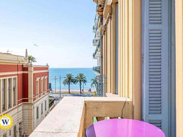À vendre – Appartement 3 pièces avec balcon avec vue mer latéral