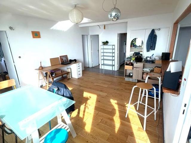 À vendre – Appartement 3 pièces avec vue exceptionnelle à Bagnolet Rue de la Noue