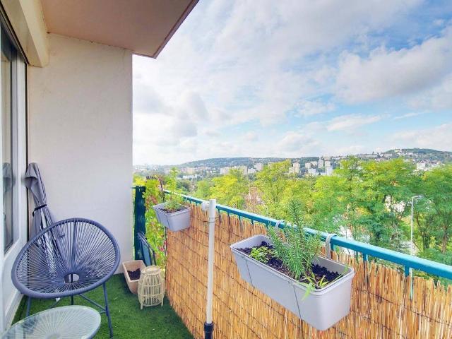 À Vendre – Appartement T3 transformé en T2 de 52,78 m² à Talant