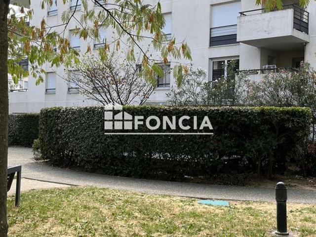 à vendre – appartement t3 avec balcon, ascenseur et garage – valence