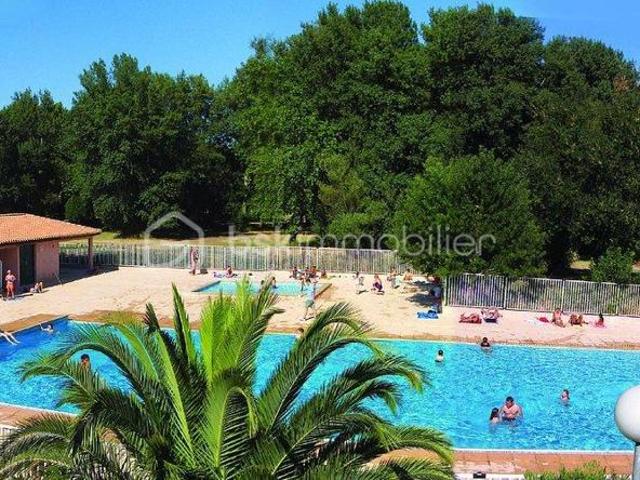 A VENDRE APPARTEMENT T3 DE 49M² A SAINT CYPRIEN COTE PLAGE LES CAPELLANS DEUX CHAMBRES PARKING PRIVE PISCINE TERRASSE CHARGES INCLUSES SOUS BAIL ANNUEL