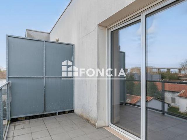 À vendre – Appartement T3 de 64 m² – Dernier étage – Bordeaux Bacalan
