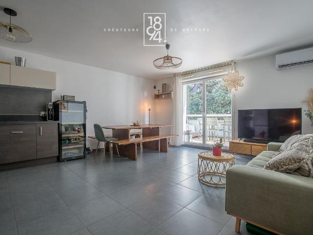 A vendre appartement T3 moderne avec terrasse