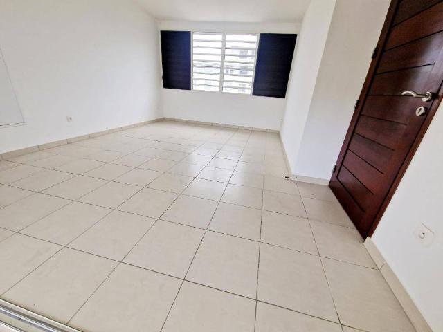 A vendre appartement T3 SECTEUR HIBISCUS