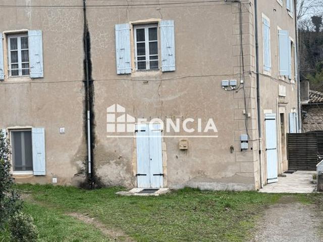 À vendre – Appartement T1 à rénover entièrement avec jardin