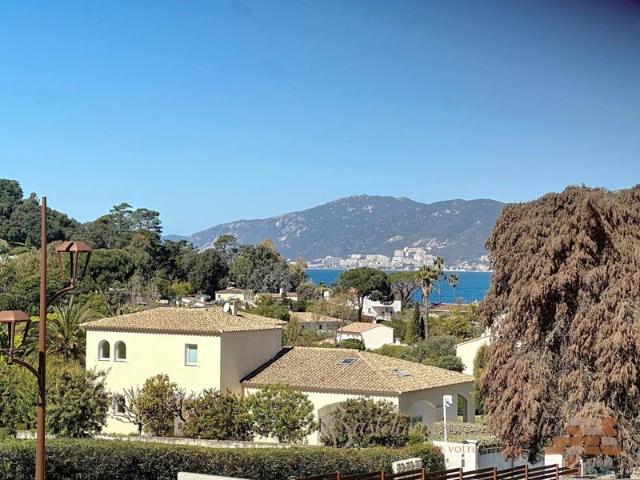 A VENDRE APPARTEMENT T1 BIS PORTICCIO