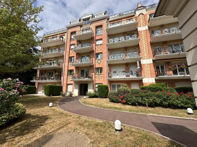 A vendre appartement T2 36m2 avec parking sur valenciennes 59300