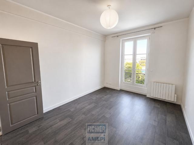 A VENDRE APPARTEMENT T2 VOLTAIRE