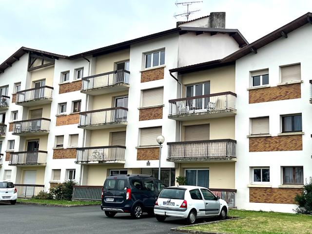 A VENDRE Appartement T2 à Dax Dernier étage avec terrasse