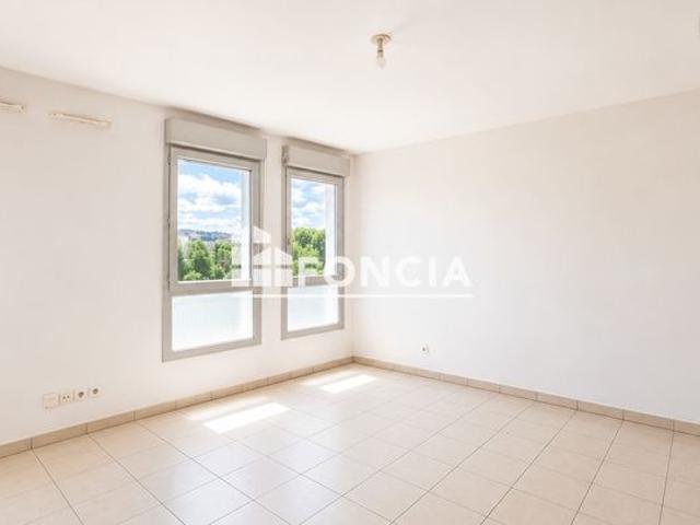 À vendre – Appartement T2 avec balcon et garage – Villefranche sur Saône