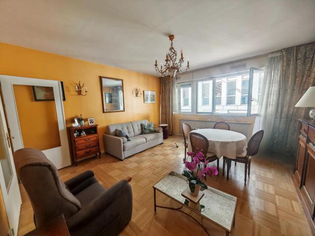 A VENDRE Appartement T2 LYON 6