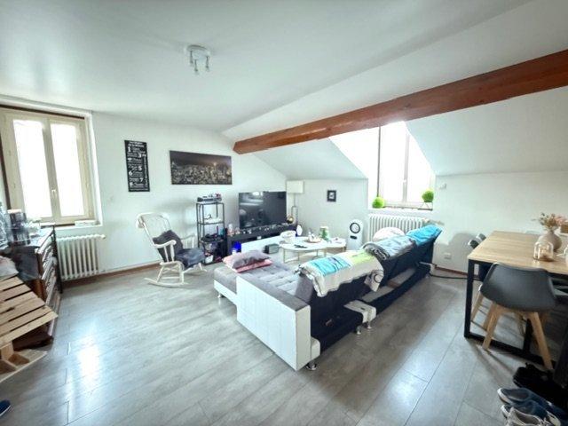 À VENDRE – Appartement T2 rénové avec locataire en place – Idéal investisseur – Roche la Molière