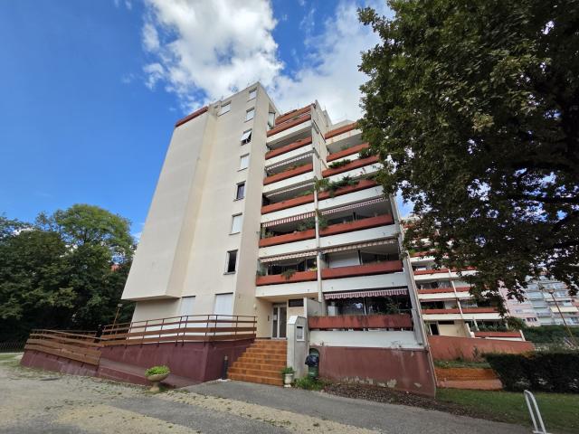 A VENDRE Appartement T4 de 86m2 avec terrasse et vue dégagée