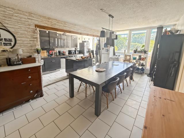 A vendre appartement T4 T5 possible Mérignac 33700