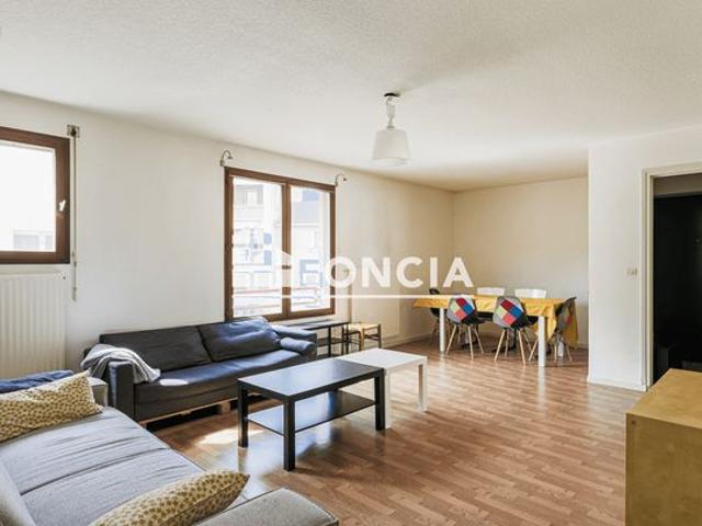 À VENDRE – Appartement T5 de 105 m² – Grenoble Rue Nicolas Chorier