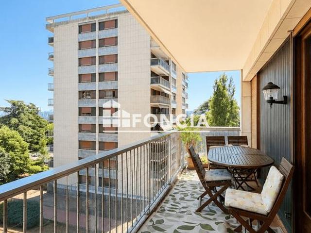 À VENDRE – APPARTEMENT T5 DE 121,00 m² CARREZ – LE PARC DE CHALIN – ÉCULLY