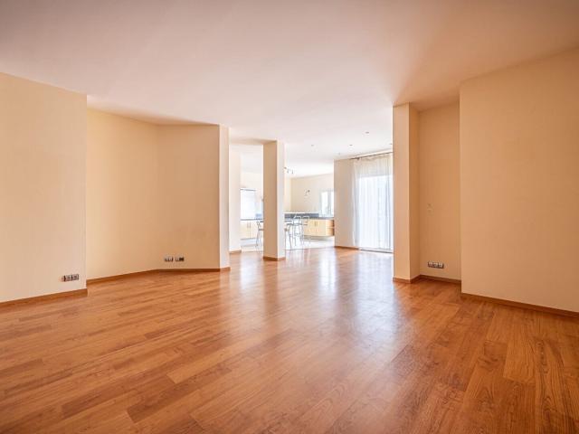 À Vendre ? Appartement T5 de 171 m² ? Idéal Colocation ou Burea