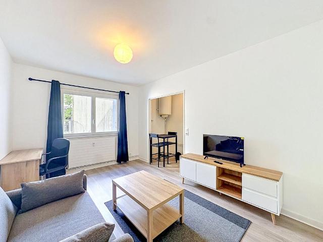 A vendre, appartement type studio en centre ville de Périgueux 24000