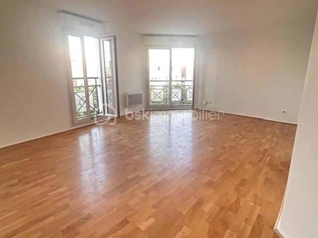 À VENDRE – APPARTEMENT À BONDY CENTRE VILLE