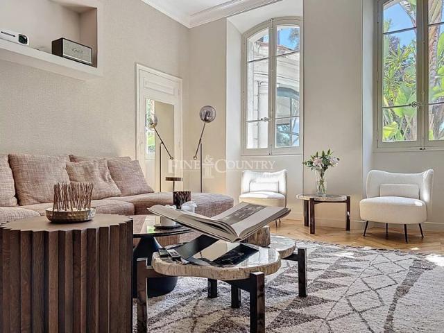 À vendre appartement bourgeoise à Cannes, centre ville à pied