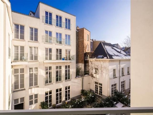 à vendre Appartement Bruxelles Place des Barricades