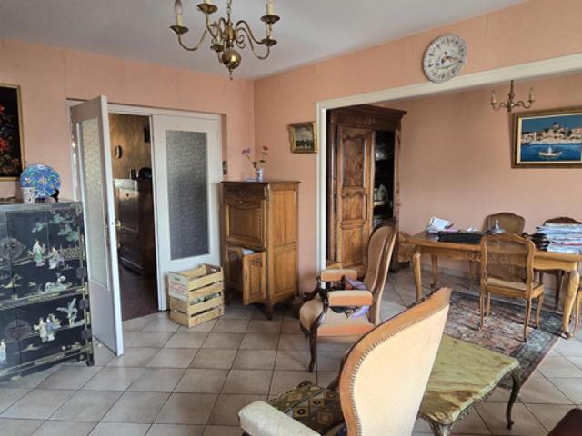 À Vendre: Appartement Charmant à Saint Étienne !
