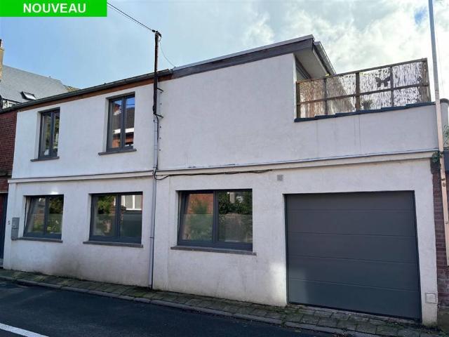 à vendre Appartement Court Saint Étienne