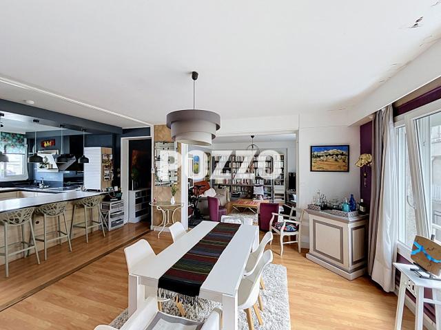 A VENDRE APPARTEMENT DE 6 PIECES 152.80 m2 A VIRE NORMANDIE 14 avec garage