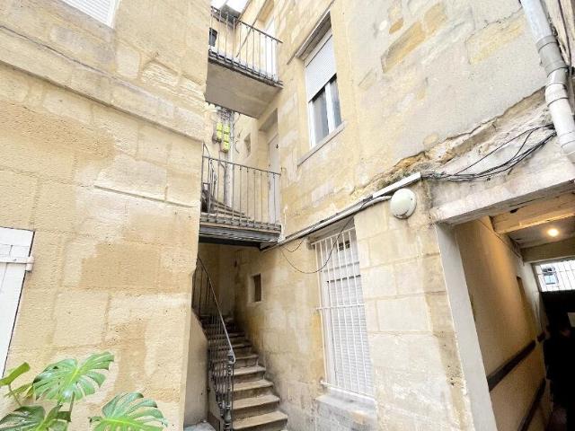 A Vendre Appartement De Type 2 Loue Secteur Bordeaux Victoi. 31m² Bordeaux
