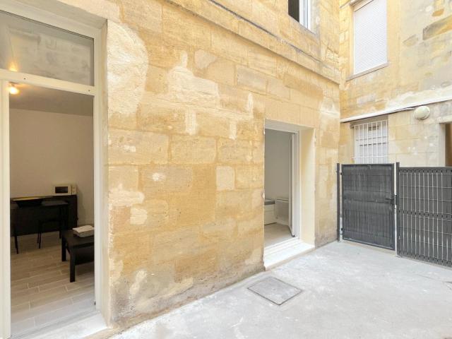 A Vendre Appartement De Type 2 Loue Secteur Bordeaux Victoi. 31m² Bordeaux