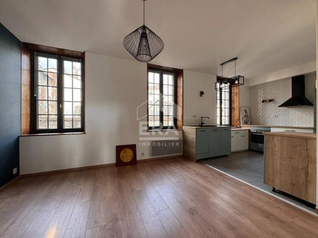 A VENDRE APPARTEMENT DE TYPE 3 DANS LE CENTRE HISTORIQUE DE PERIGUEUX