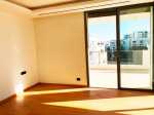 A vendre appartement de standing à souissi Rabat