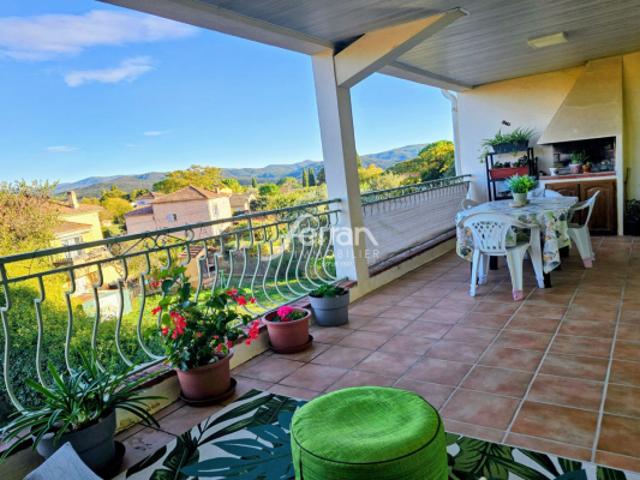 A vendre Appartement duplex 150 m² avec terrasses, 4 à 5 chamb