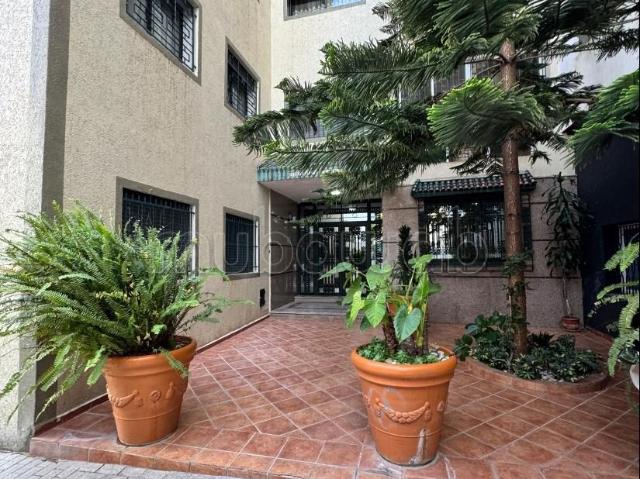 À VENDRE Appartement Marchan, Centre Ville. De 123 m² à rénover