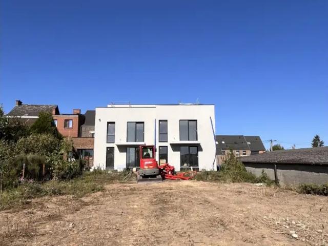 à vendre Appartement Mont sur Marchienne 0484104034 pour visites et renseignements rue Saint Jacques