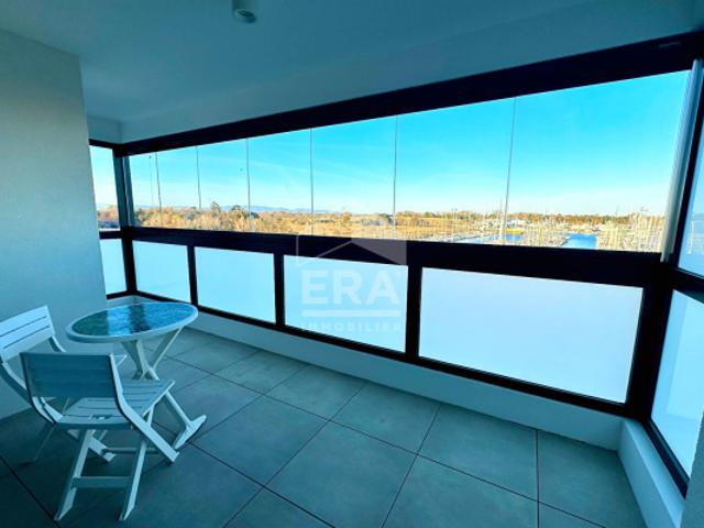 À vendre: Appartement neuf de 3 pièces avec vue sur le port à Canet en Roussillon