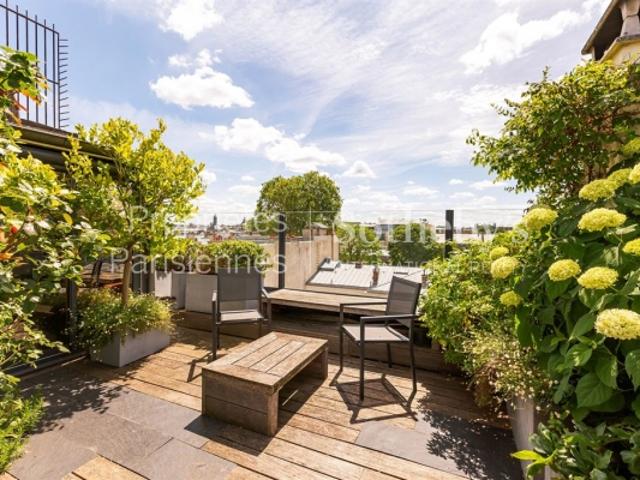 A VENDRE Appartement Penthouse Terrasse Vues Monuments Sainte Clotilde 75007 PARIS